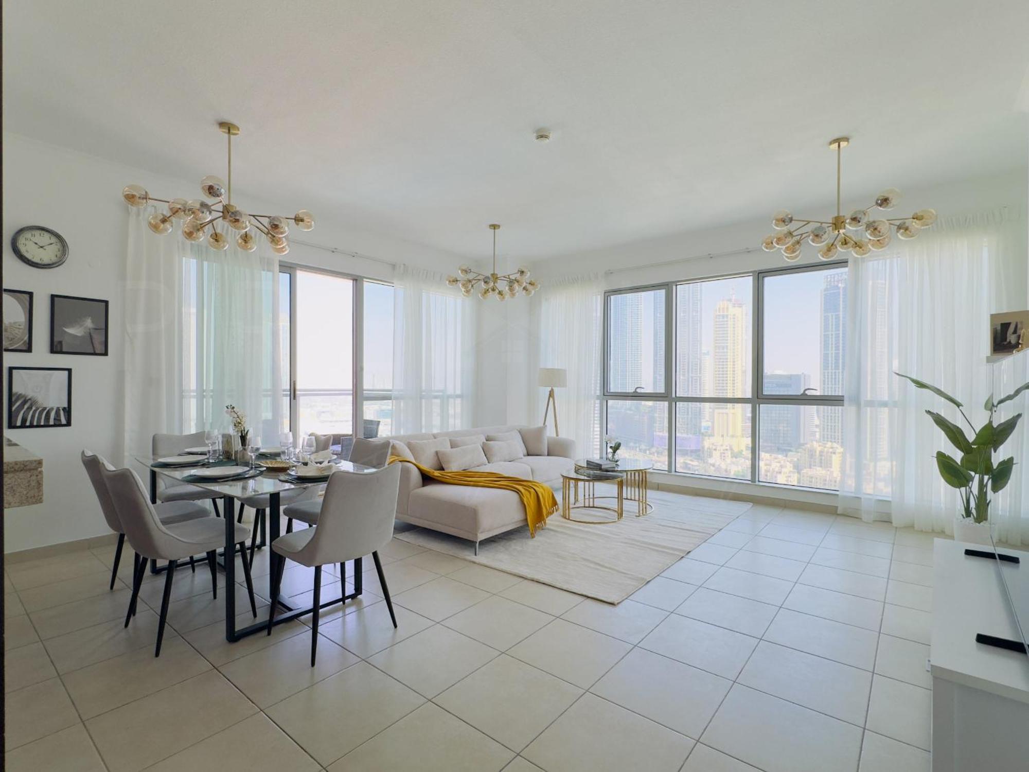 The E2 Tower 5-2902 Apartment *